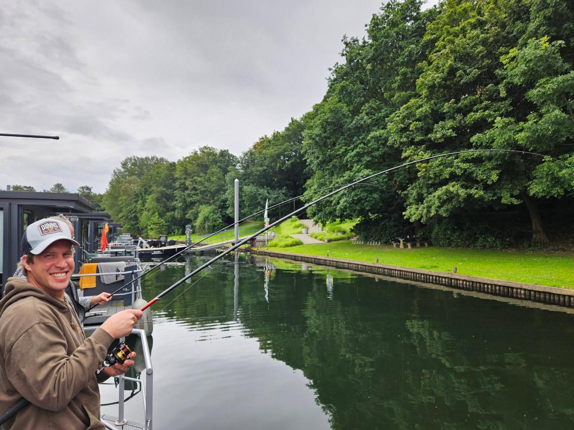 Houseboats Mookerplas Met Dakterras Middelaar المظهر الخارجي الصورة
